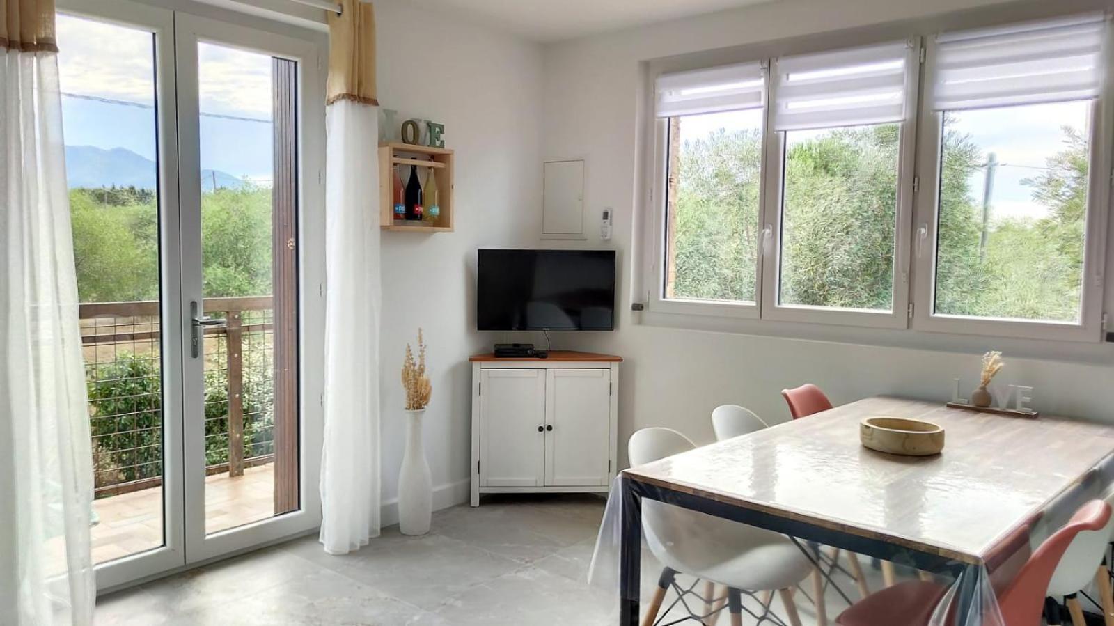 Les Pierres De La Massane - Vue Sur Les Alberes Daire Argelès-sur-Mer Oda fotoğraf